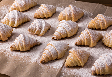 croissants saupoudrés